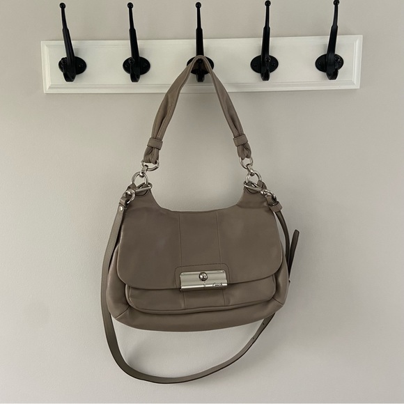 Coach hobo leather shoulder/crossbody bag - Picture 3 of 11